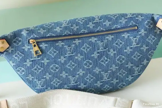 First bag Rise High VUITTON LOUIS 0519